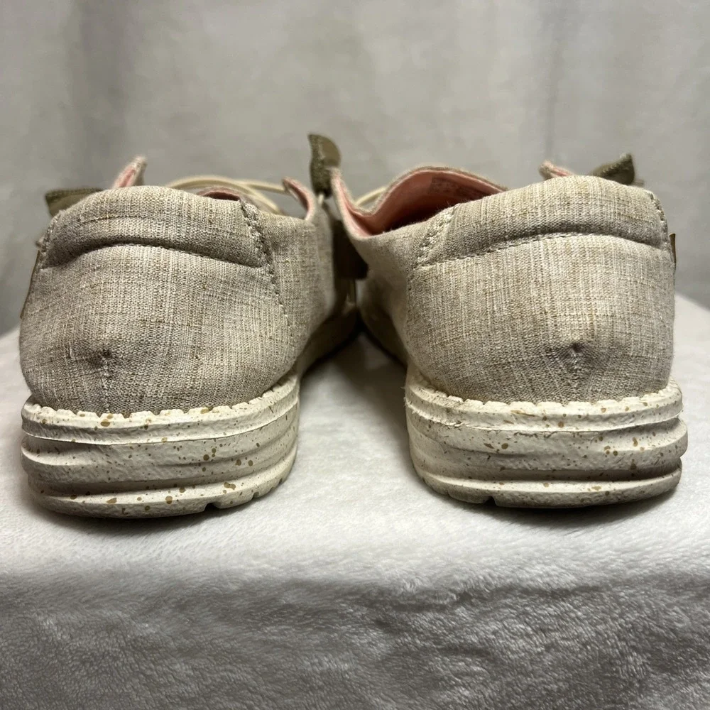 Hey Dude Wendy Chambray White Nut Women's Size 10 Slip On Casual Shoes Beige
